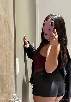 luisinav Nude Leaked Photo #23