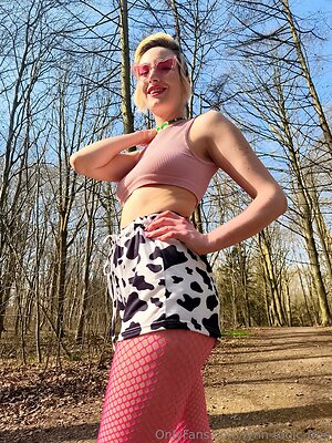 lynn-tonic-free Nude Leaked Photo #3
