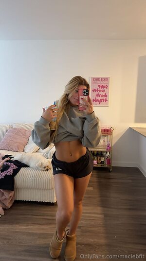 maciebfit Nude Leaked Photo #12