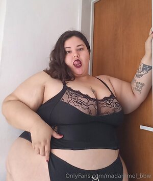 madammel bbw Nude Leaked Photo #10