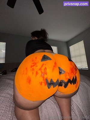 madeinhello Nude Leaked Photo #54
