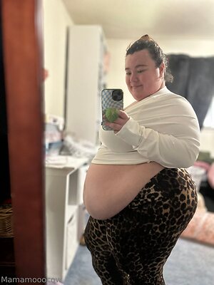 mamamooocow Nude Leaked Photo #4