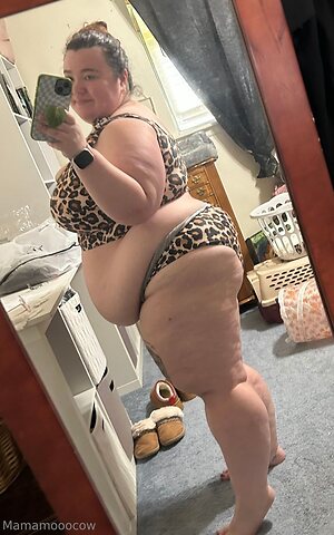 mamamooocow Nude Leaked Photo #13