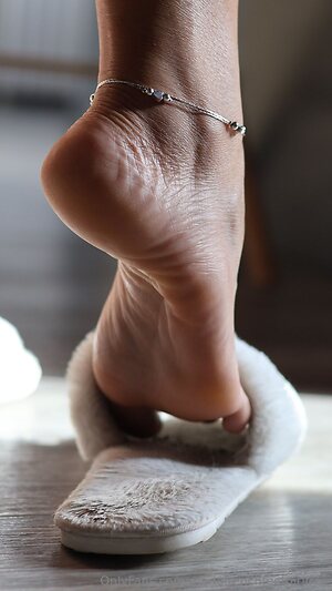 mariefrenchfeetgirlfree Nude Leaked Photo #9