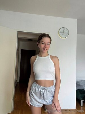 marimoana Nude Leaked Photo #10
