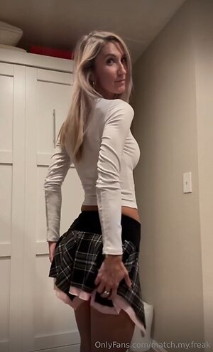 match my freak Nude Leaked Photo #15