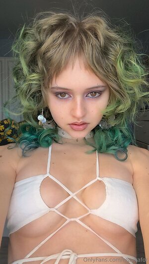 mavkafor Nude Leaked Photo #10
