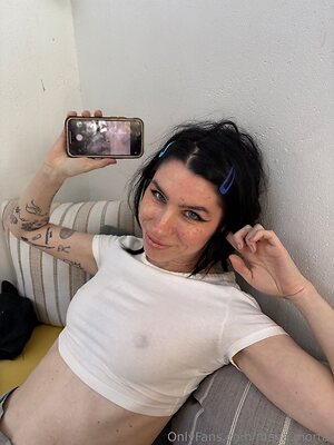 maya mortal Nude Leaked Photo #14