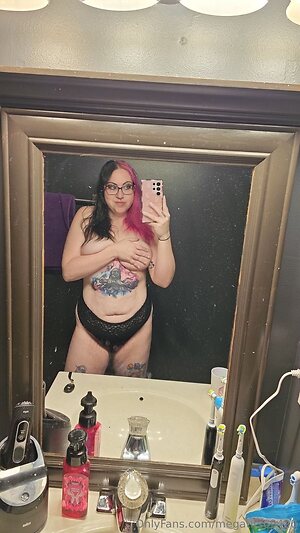 megatits69420 Nude Leaked Photo #12