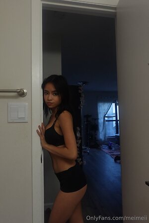 meimeii Nude Leaked Photo #19