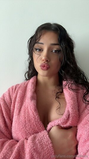 melimtx Nude Leaked Photo #10