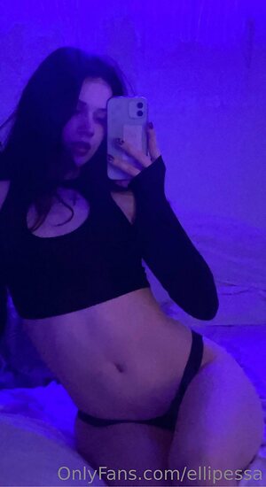 melliele1 Nude Leaked Photo #12