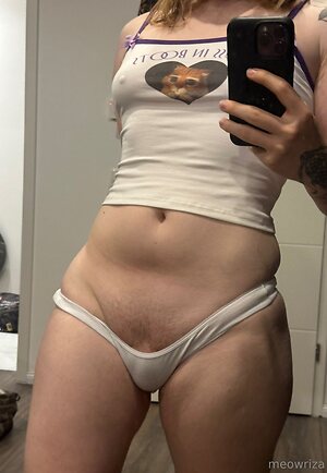 meowriza Nude Leaked Photo #29