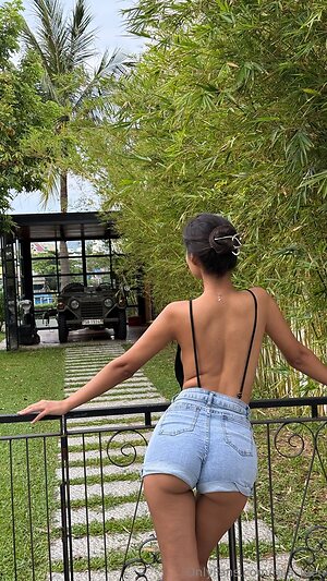 mia jeen Nude Leaked Photo #7