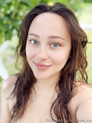 mia love vip Nude Leaked Photo #2