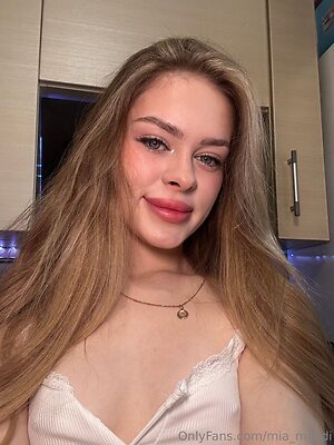 mia miledi Nude Leaked Photo #27