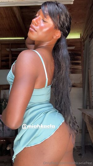 miahkaelafree Nude Leaked Photo #3