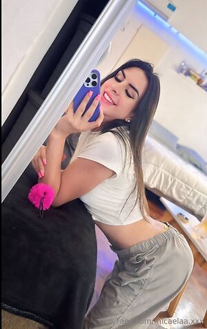 micaelaa xxx Nude Leaked Photo #3