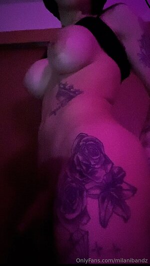 milanibandz Nude Leaked Photo #13