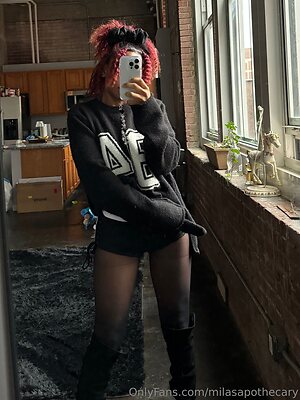 milasapothecary Nude Leaked Photo #4