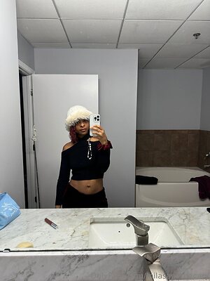 milasapothecary Nude Leaked Photo #5