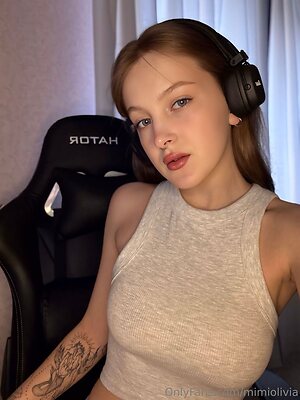 mimiolivia Nude Leaked Photo #7