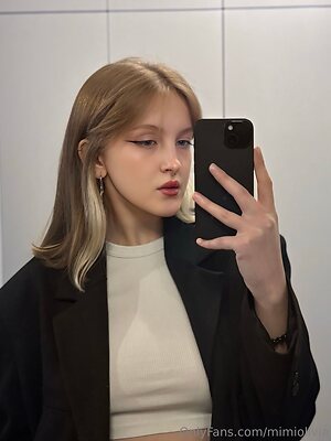 mimiolivia Nude Leaked Photo #10