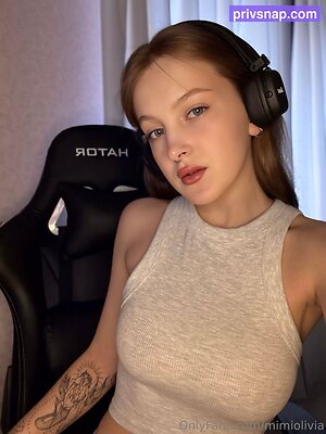 mimiolivia Nude Leaked Photo #24