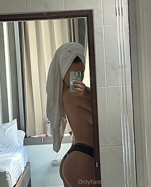 mirlen love Nude Leaked Photo #16