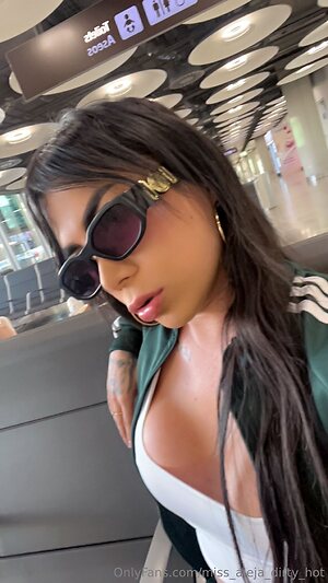 miss aleja dirty hot
