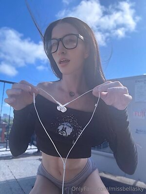 missbellasky Nude Leaked Photo #4
