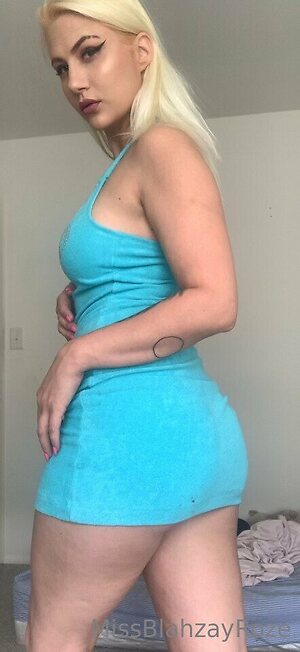 missblahzayroze Nude Leaked Photo #18