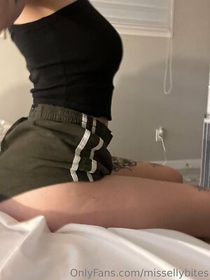missellybites Nude Leaked Photo #19