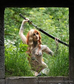 misskiraxofree Nude Leaked Photo #9