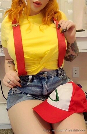 misslillyxxx Nude Leaked Photo #9