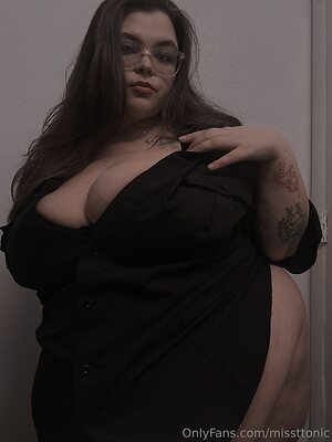 missttonic Nude Leaked Photo #10