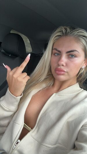 missymillyxo Nude Leaked Photo #7