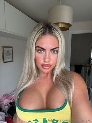 missymillyxo Nude Leaked Photo #8