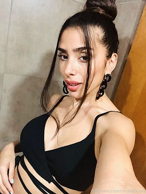 mistressninaaa Nude Leaked Photo #17