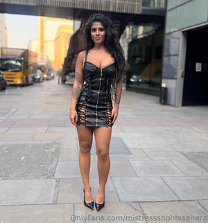 mistresssophiasahara