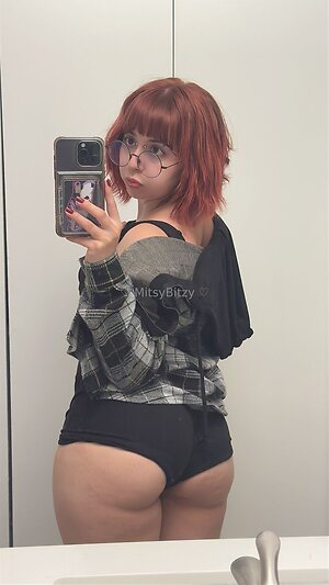 mitsybitzy Nude Leaked Photo #18