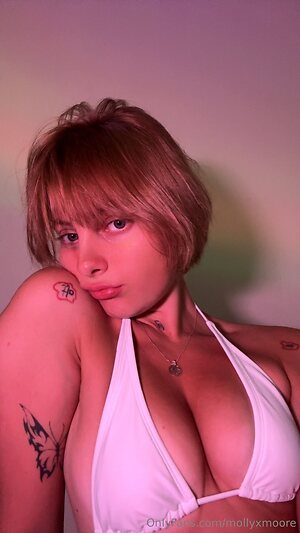 mollyxmoore