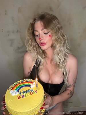 mollztheclown Nude Leaked Photo #8