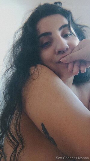 monnaxxx Nude Leaked Photo #5
