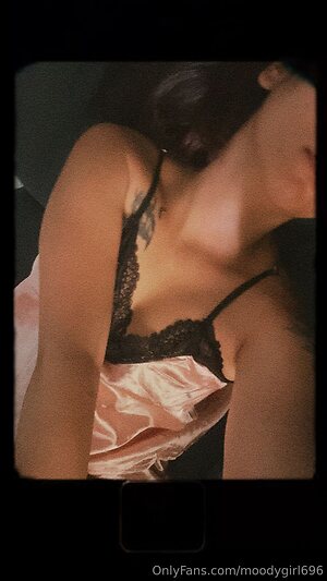 moodygirl696 Nude Leaked Photo #5