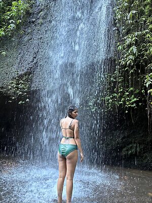 moodygirl696 Nude Leaked Photo #7
