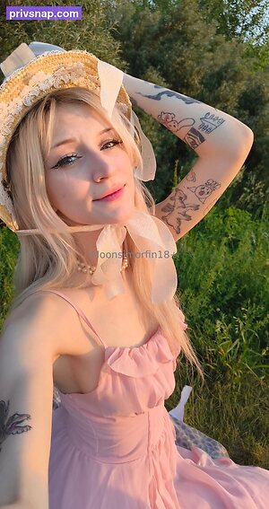 moonsimorfin Nude Leaked Photo #25