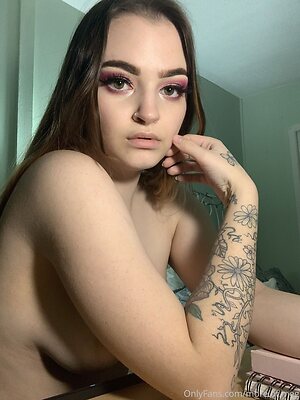 more of meg Nude Leaked Photo #6
