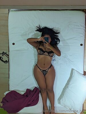 morena hot Nude Leaked Photo #4