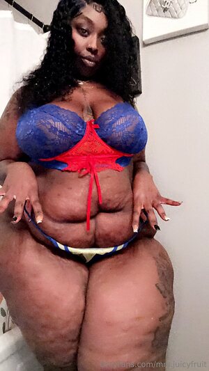 mrs juicyfruit Nude Leaked Photo #15